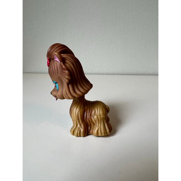 My Pet Pals Chic Dolls Boutique Puppy Dog Figure 2008 Toy Brown Yorkie Pet Bed - Picture 4 of 9